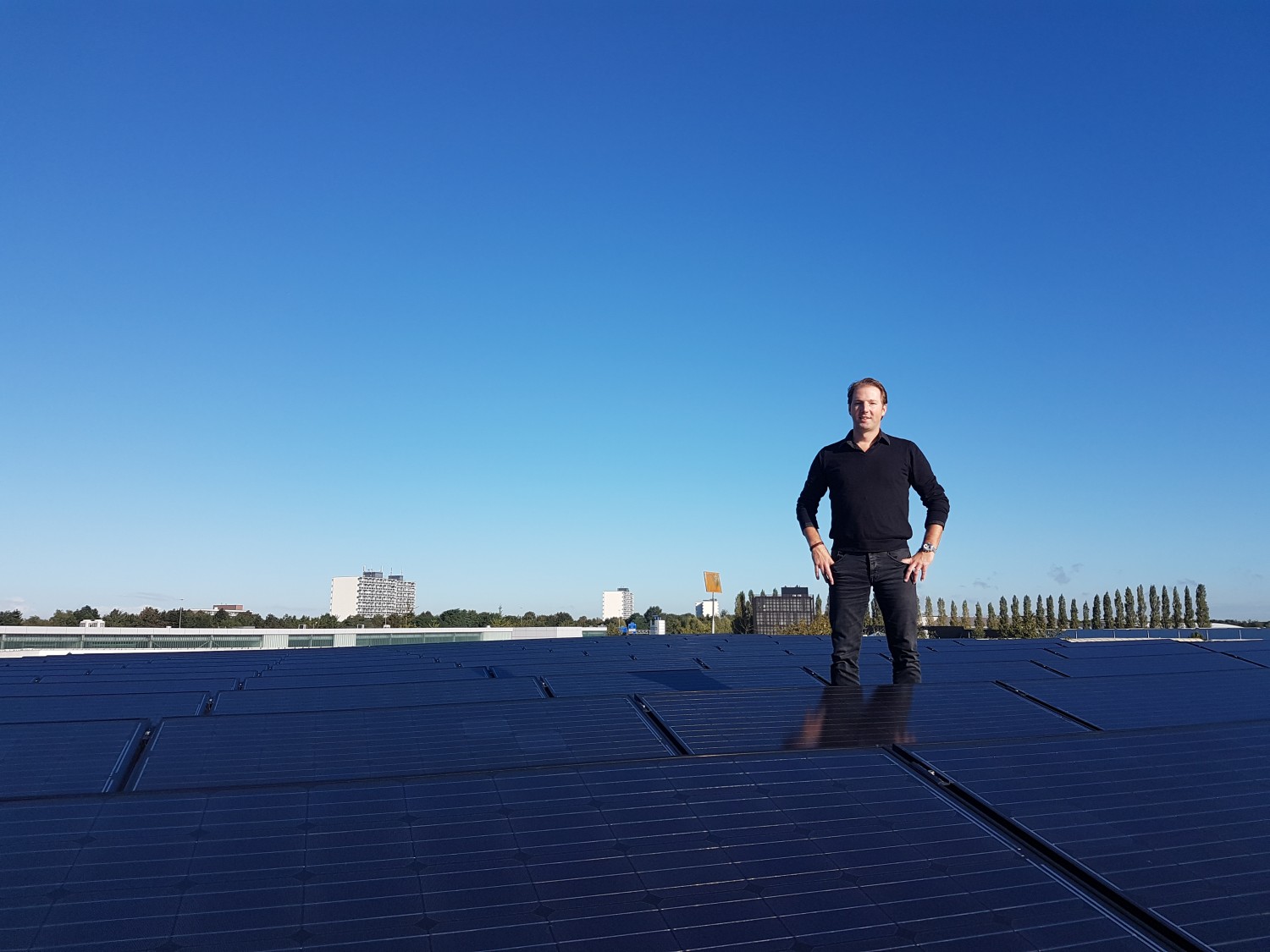 Ondernemers naar een CO2 neutraal Breda. Afl.2 Het dak op